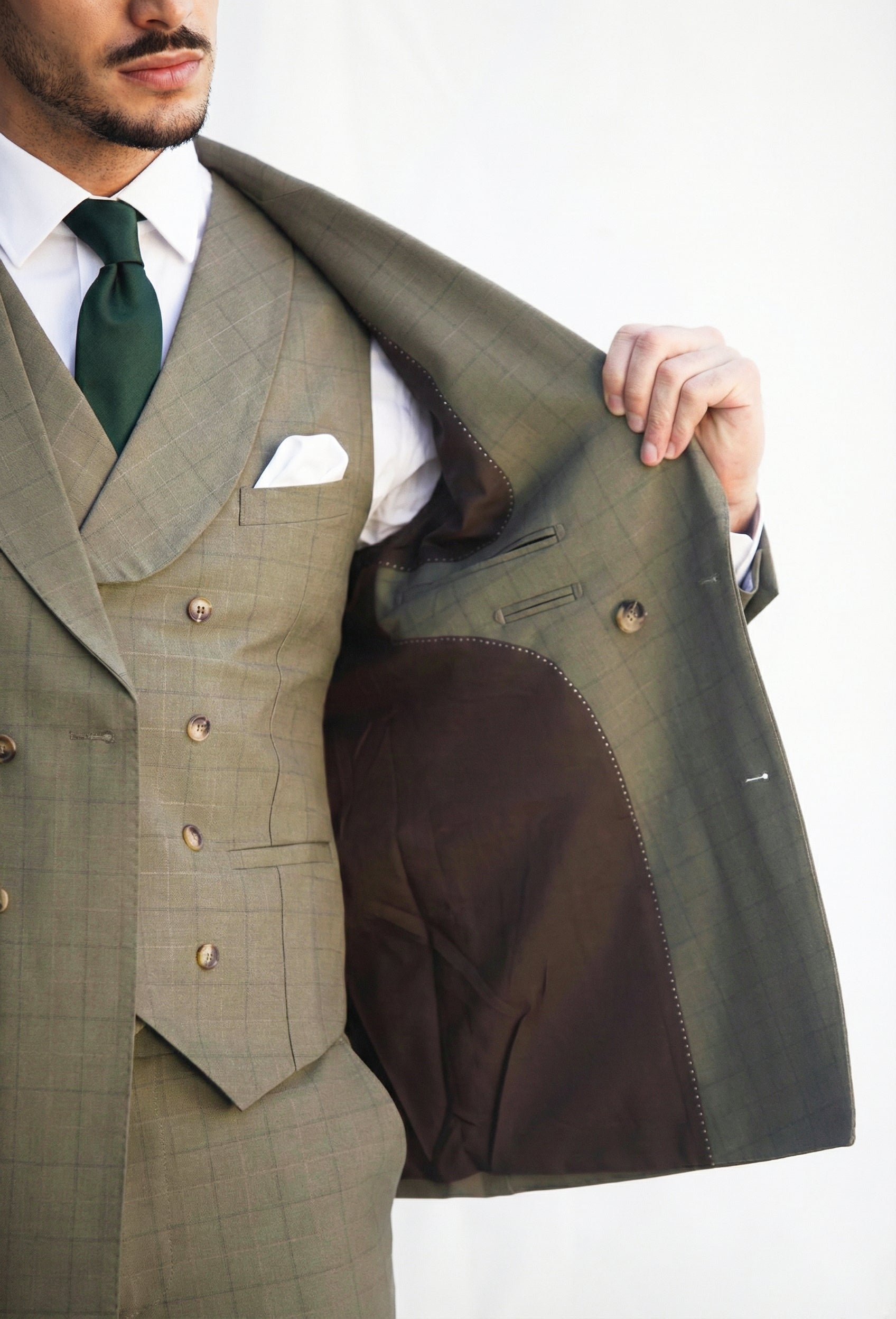 Fatos Masculinos 3 Peças em Tom Azeitona com Padrão Xadrez