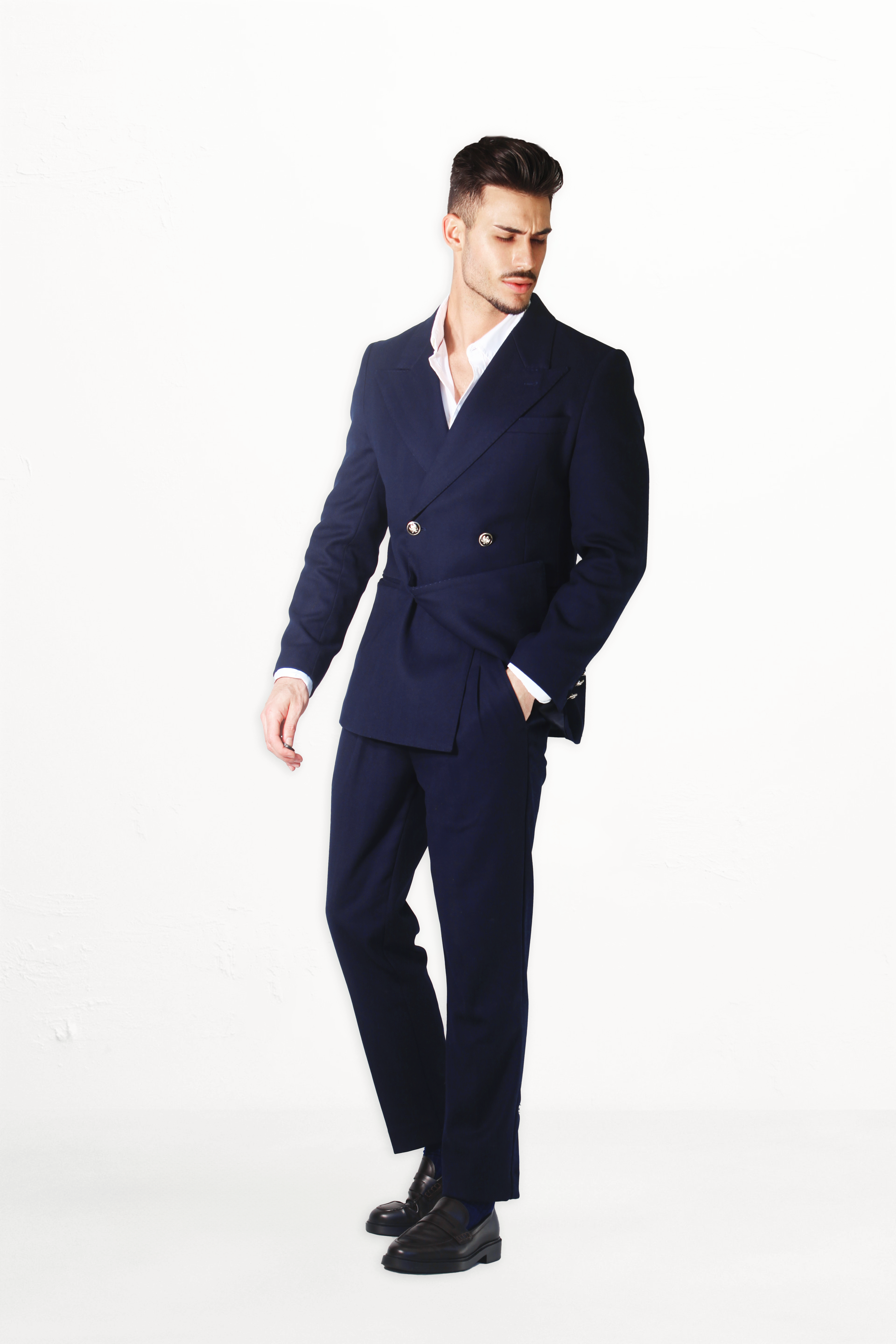 Fato Masculino Azul Marinho – Elegância