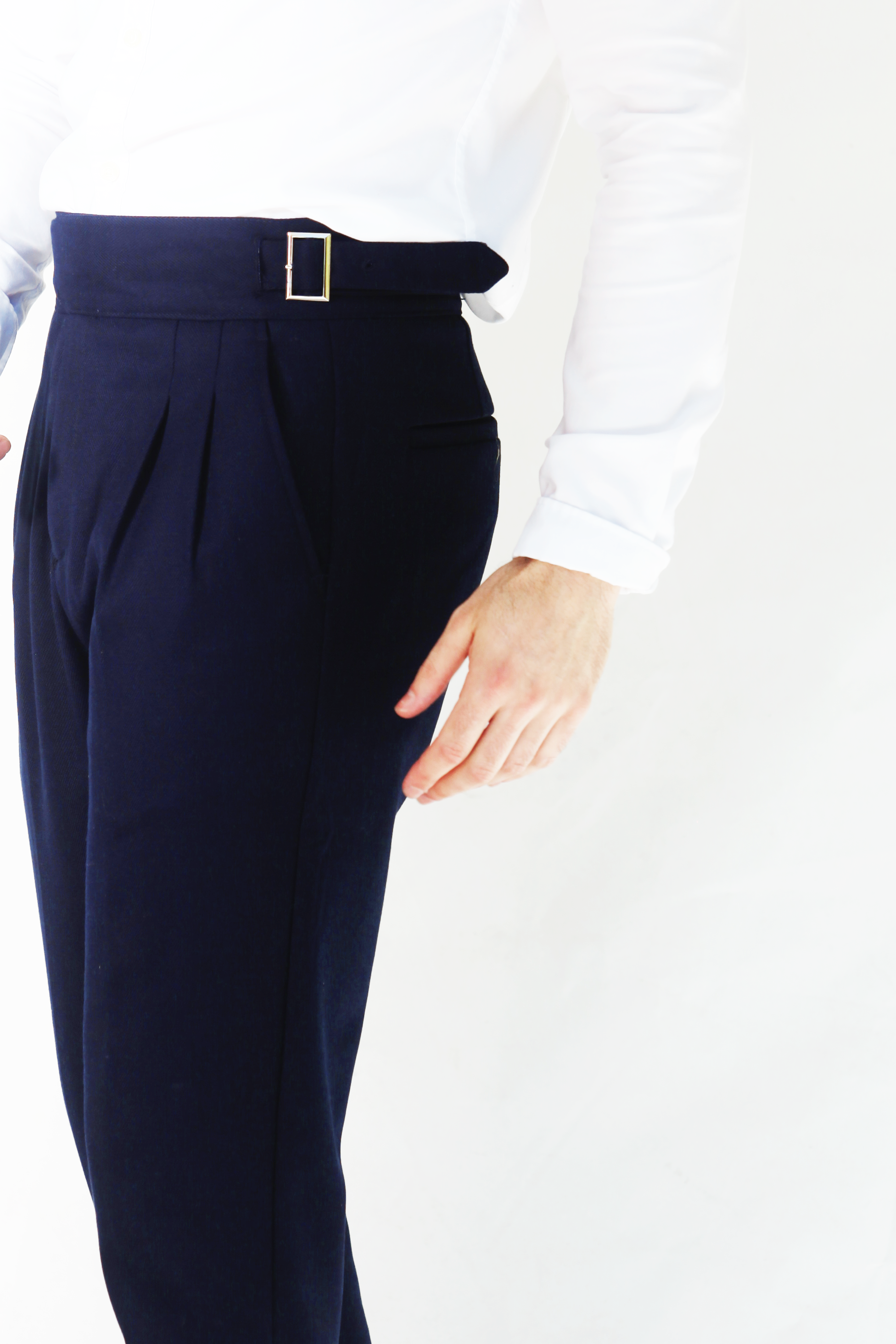 Fato Masculino Azul Marinho – Elegância
