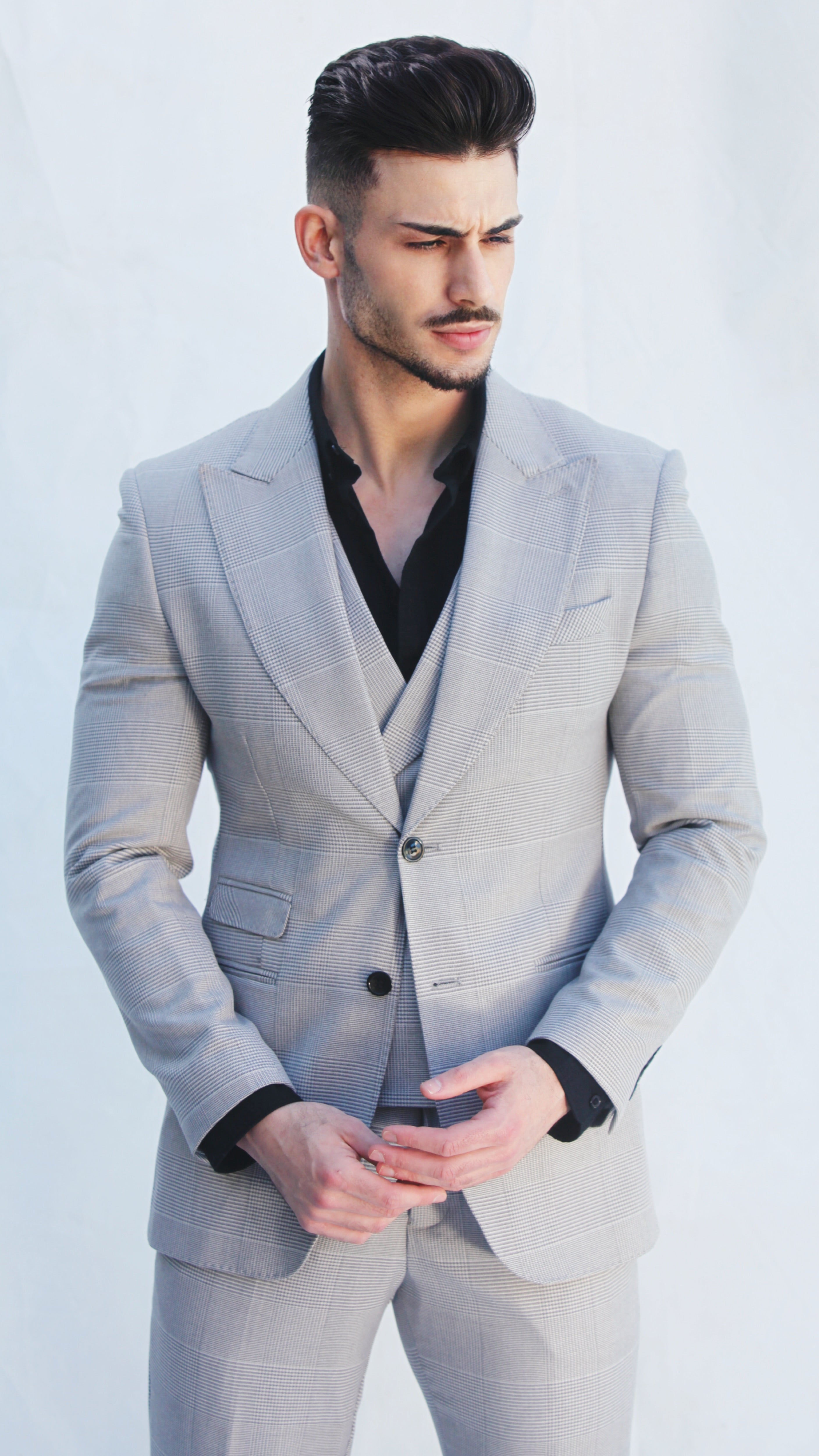 Fato 3 Peças Cinzento Claro Padrão Elegância Moderna para o Verão