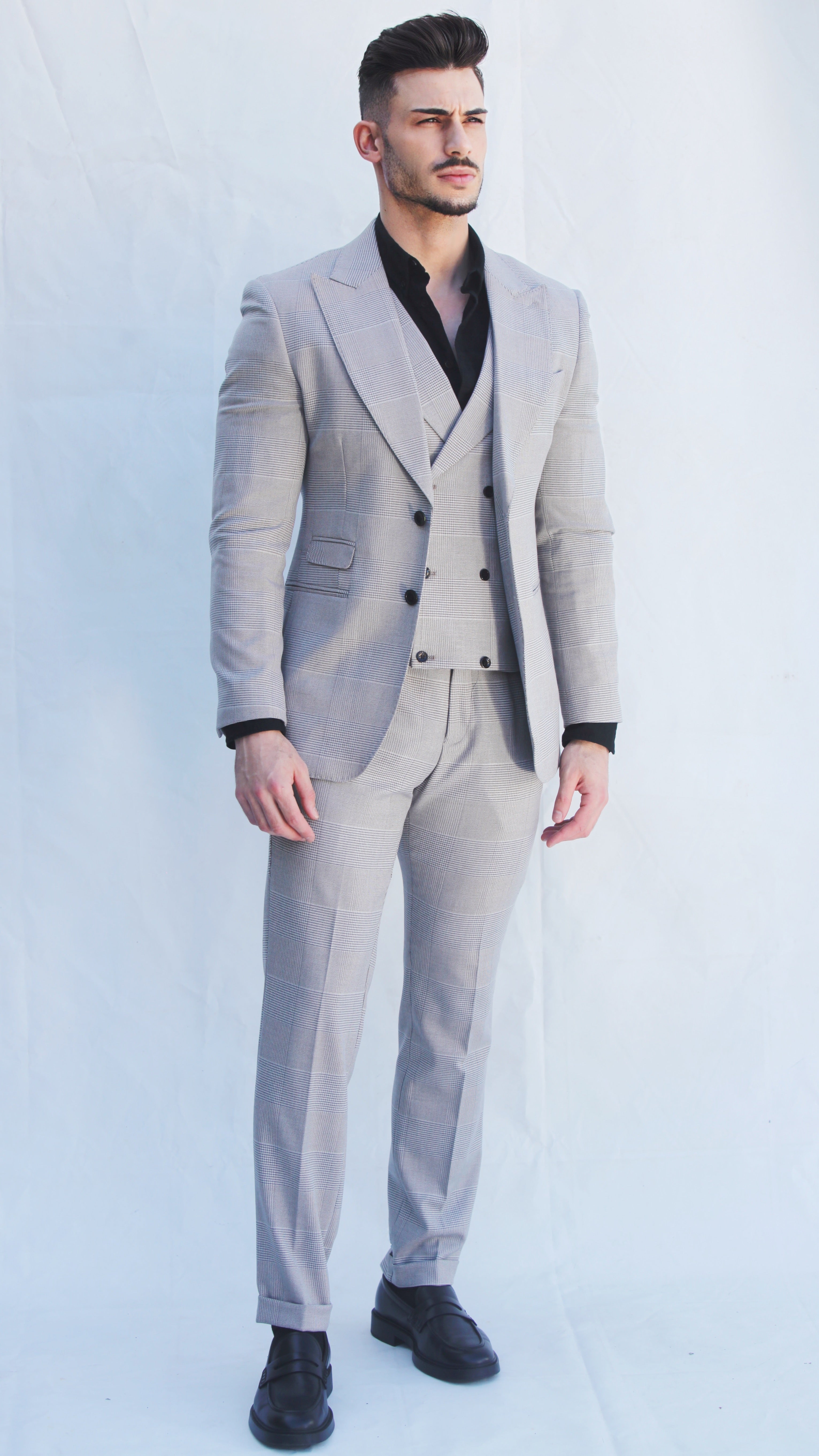 Fato 3 Peças Cinzento Claro Padrão Elegância Moderna para o Verão