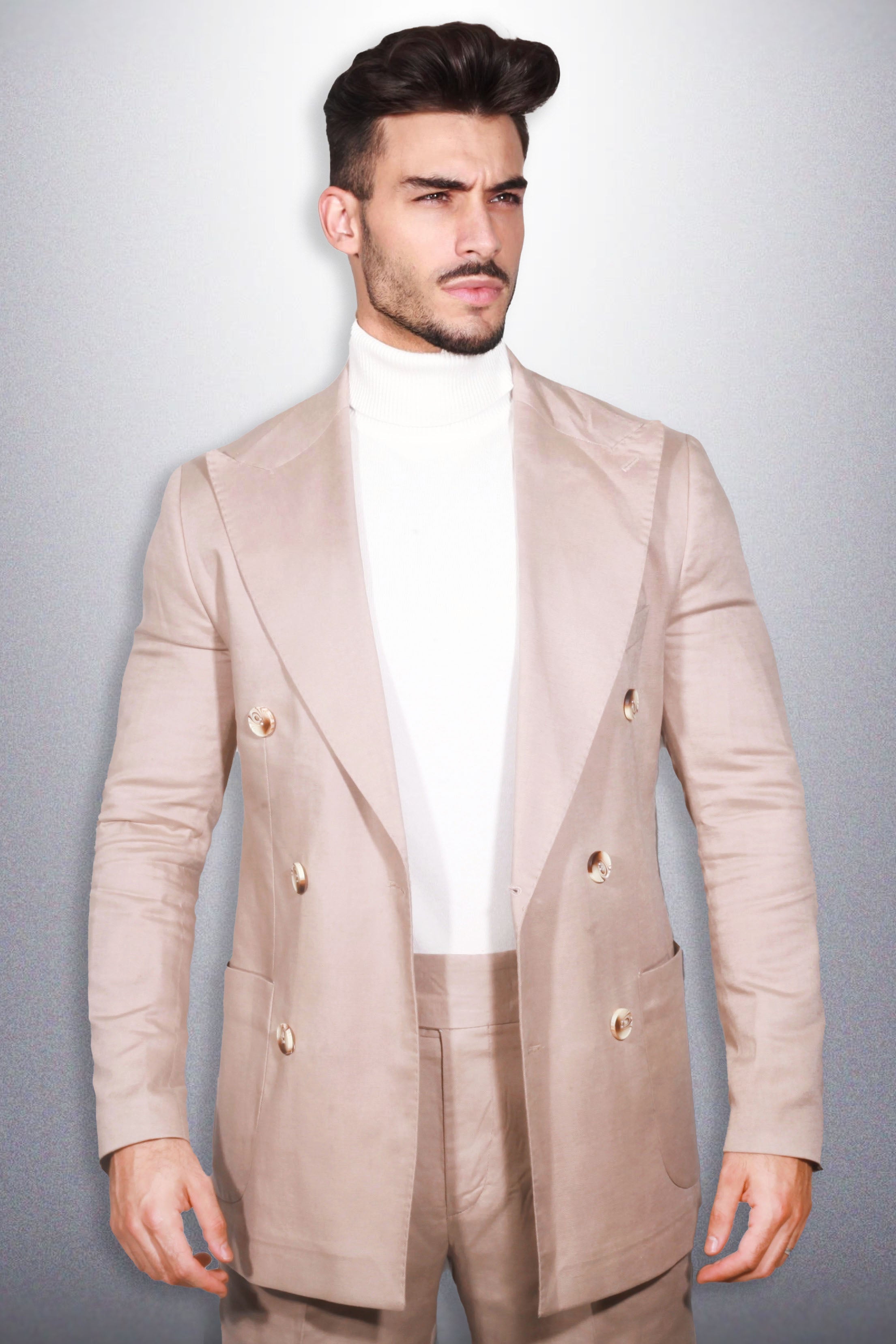 Fato Masculino em Linho e Algodão - Elegância e Conforto Natural