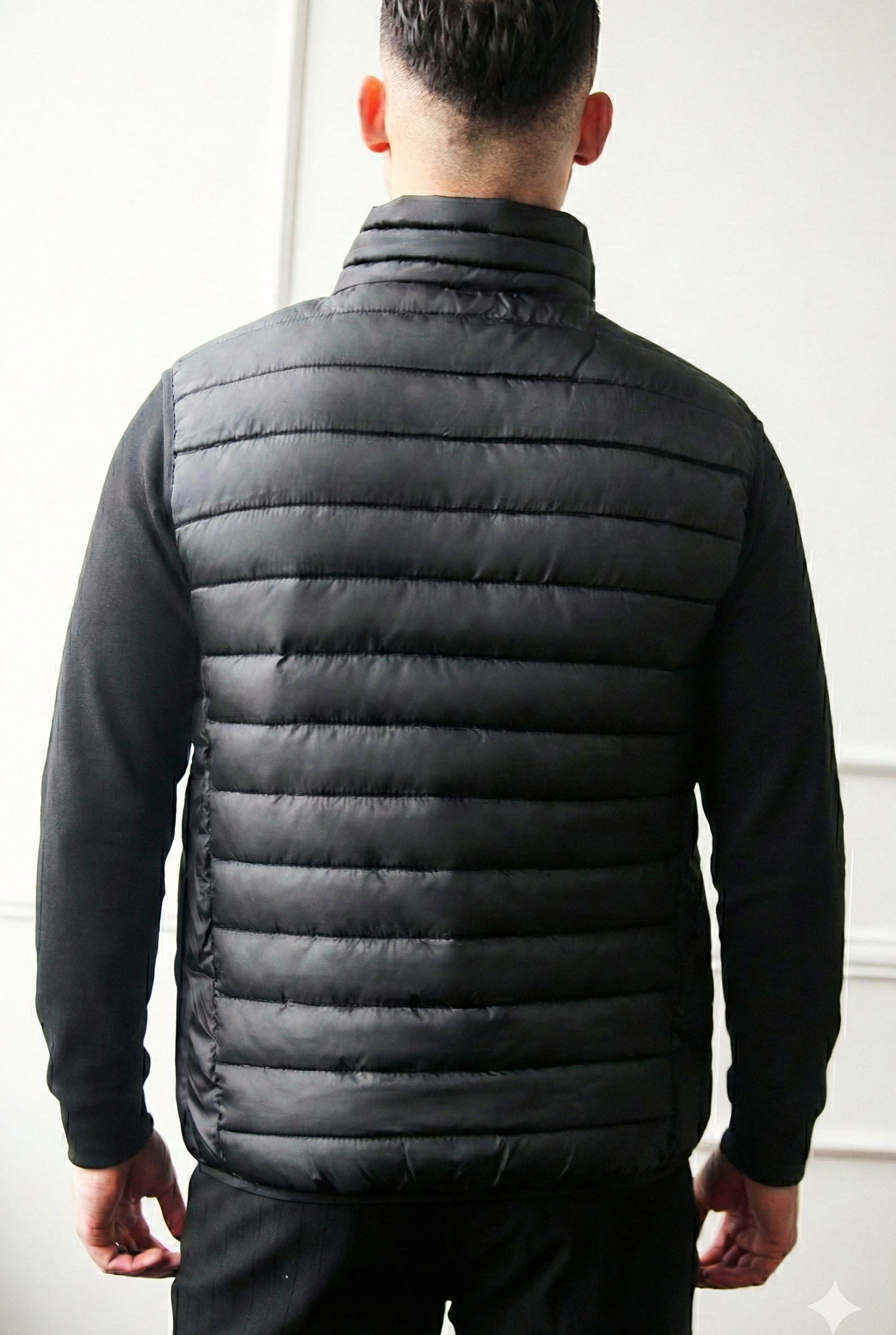 Colete com Fecho Frontal e Bolsos Dilectus