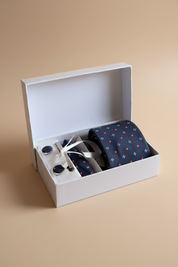 Caixa 45° — fundo bege seamless moderno