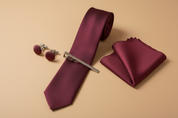 Conjunto bordeaux — sem logótipo