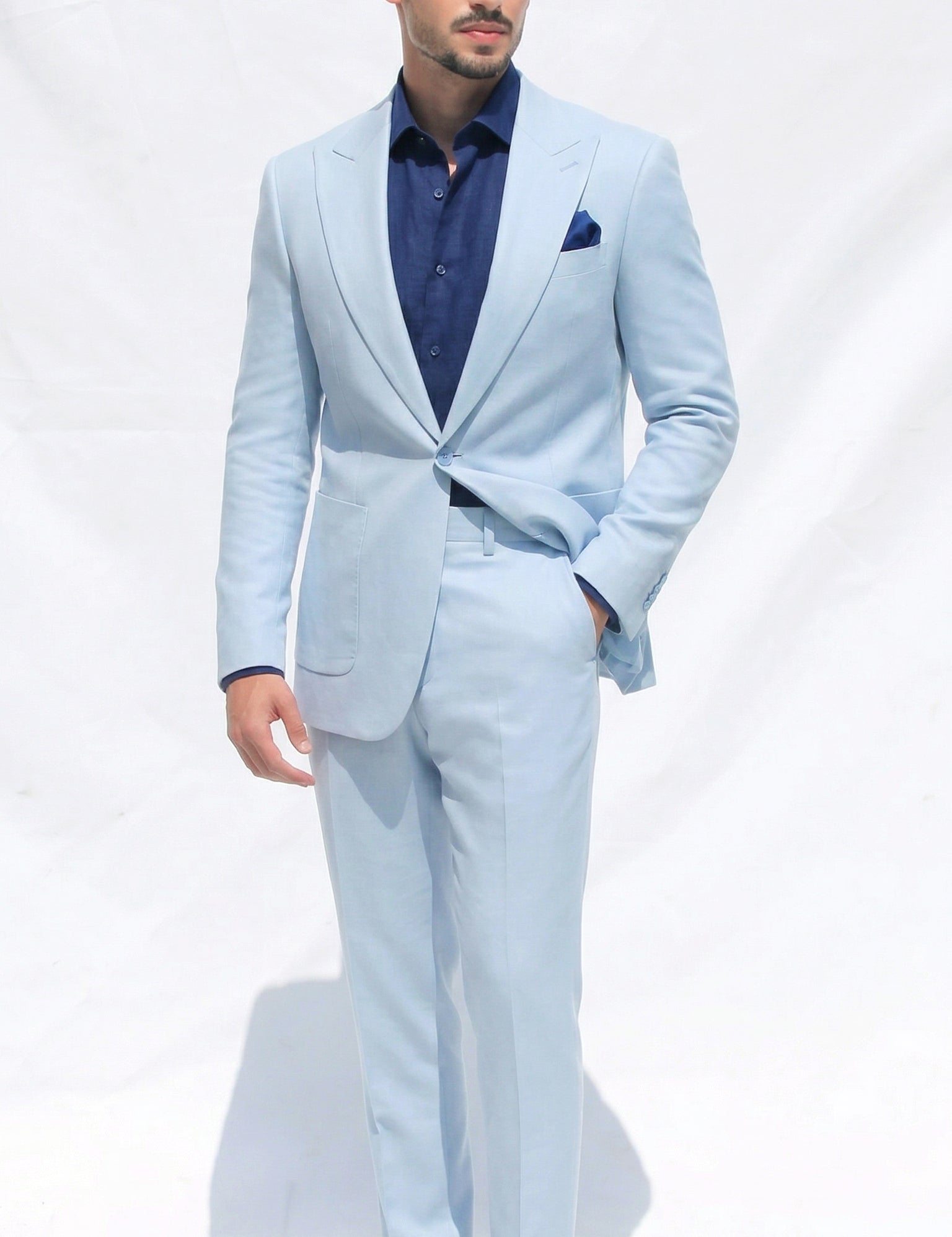 Fato Slim Azul Turquesa em Linho & Rayon Premium em Azul Claro | Dilectus