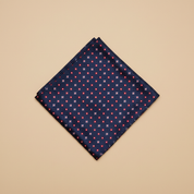 Lenço de bolso — flat lay bege