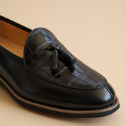 Loafer Preto Croco — Textura