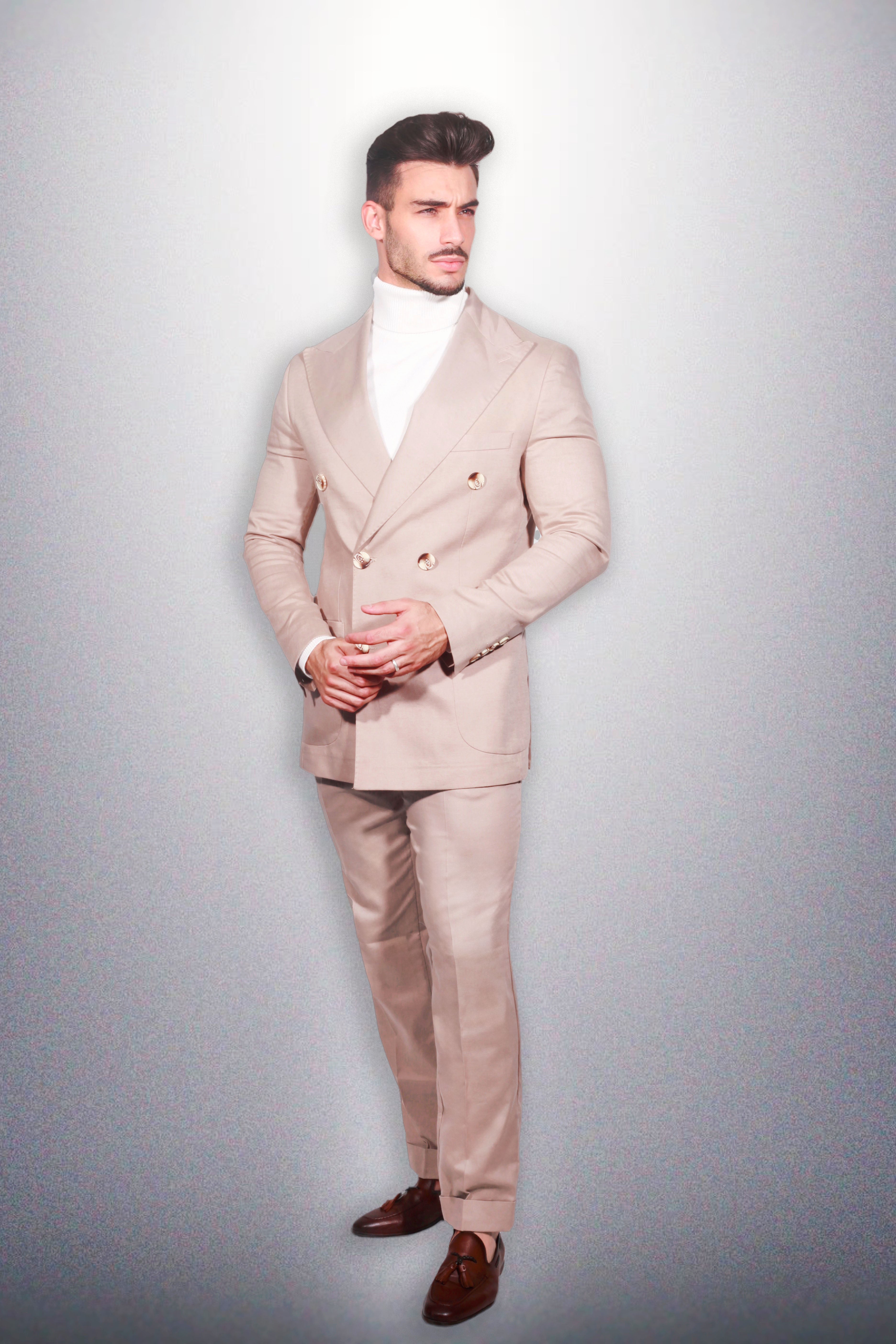 Fato Masculino em Linho e Algodão - Elegância e Conforto Natural