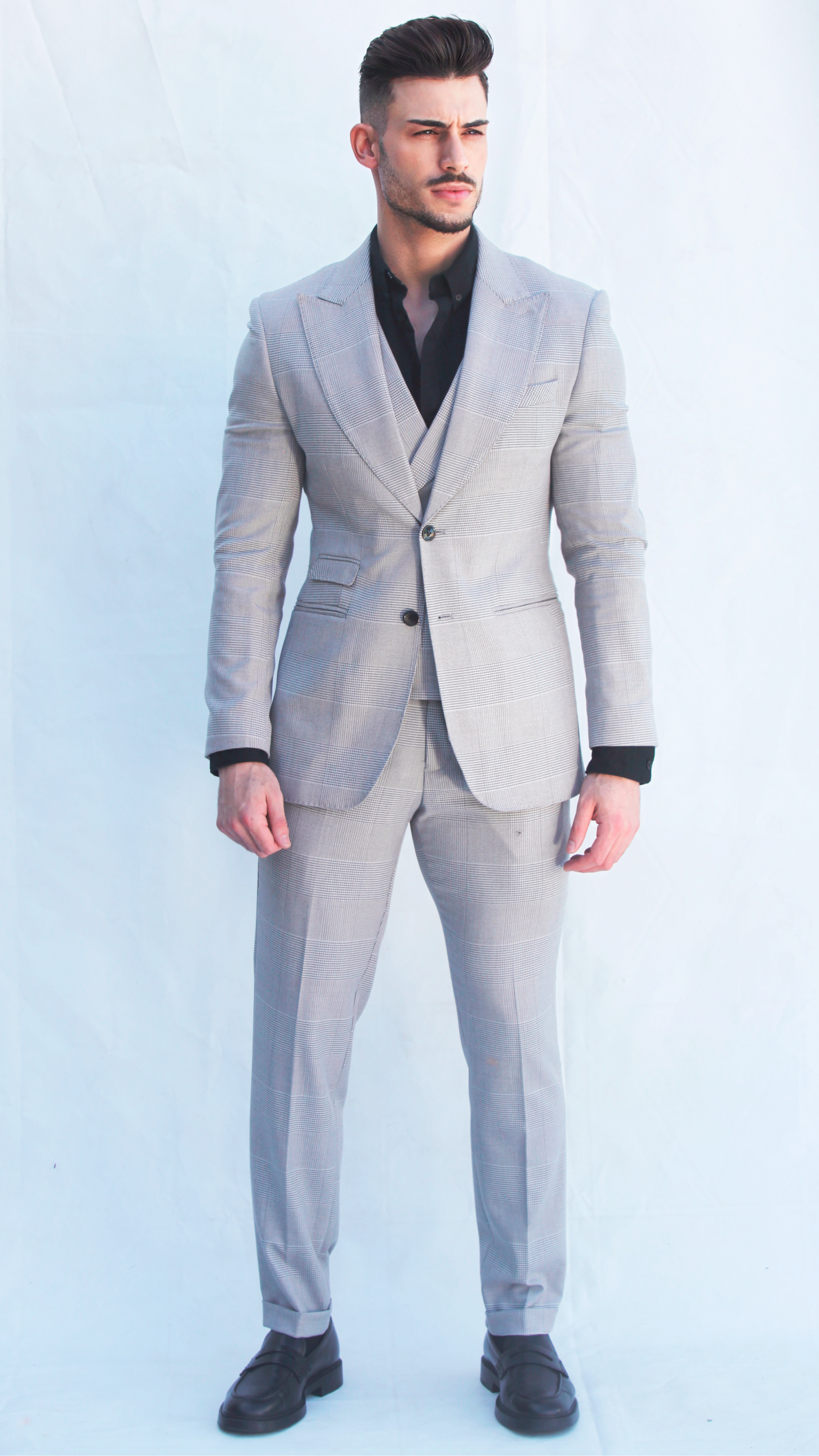 Fato 3 Peças Cinzento Claro Padrão Elegância Moderna para o Verão