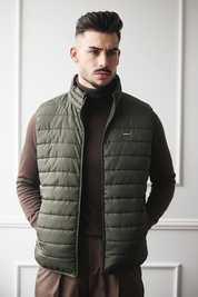 Colete com Fecho Frontal e Bolsos Dilectus Verde Oliva