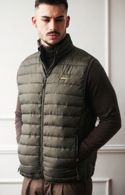 Colete com Fecho Frontal e Bolsos Dilectus Verde Oliva