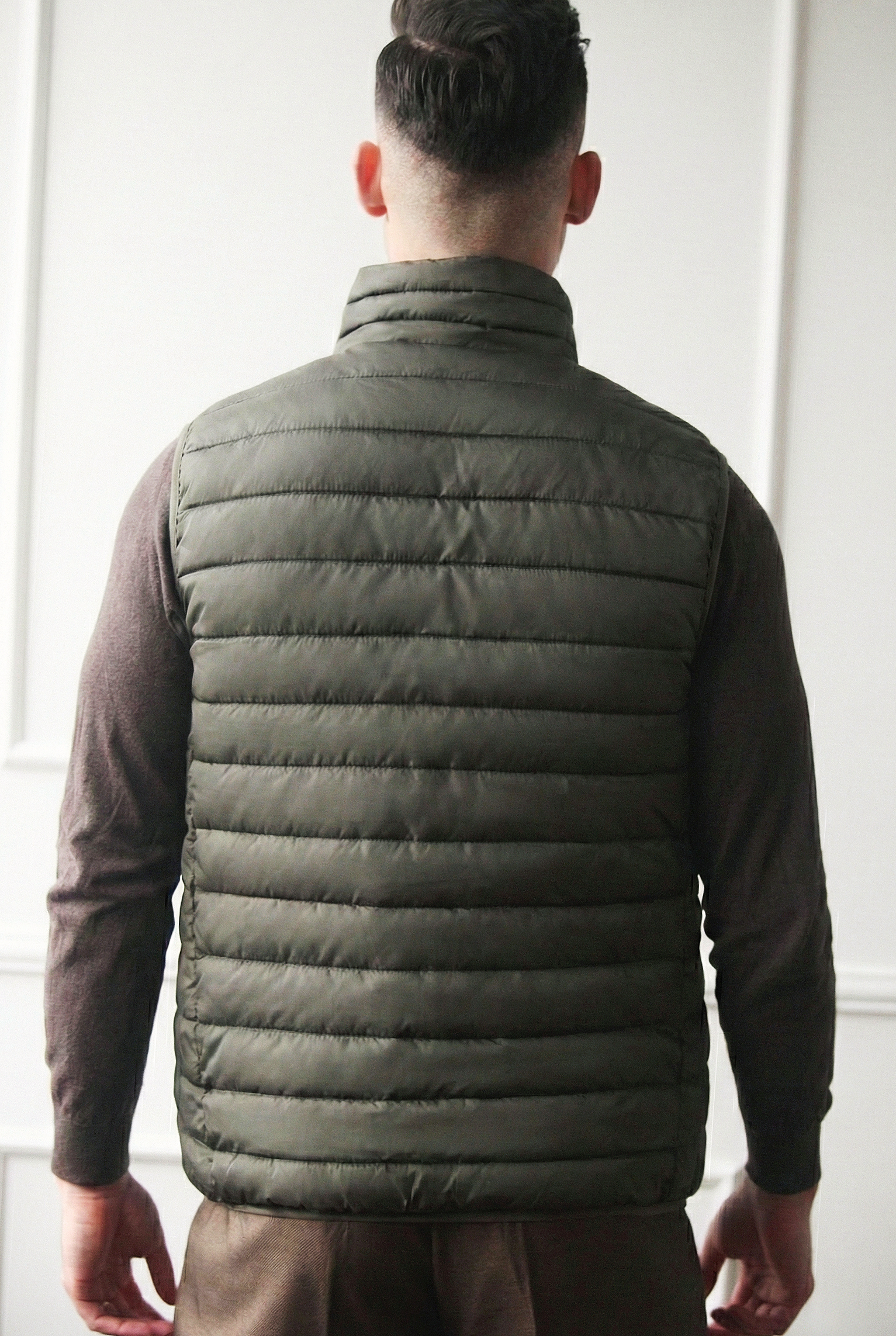 Colete com Fecho Frontal e Bolsos Dilectus Verde Oliva