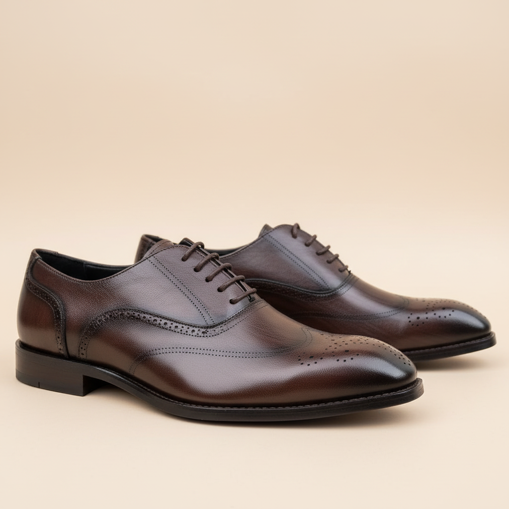 Sapatos Oxford - Vista Lateral com Sombras