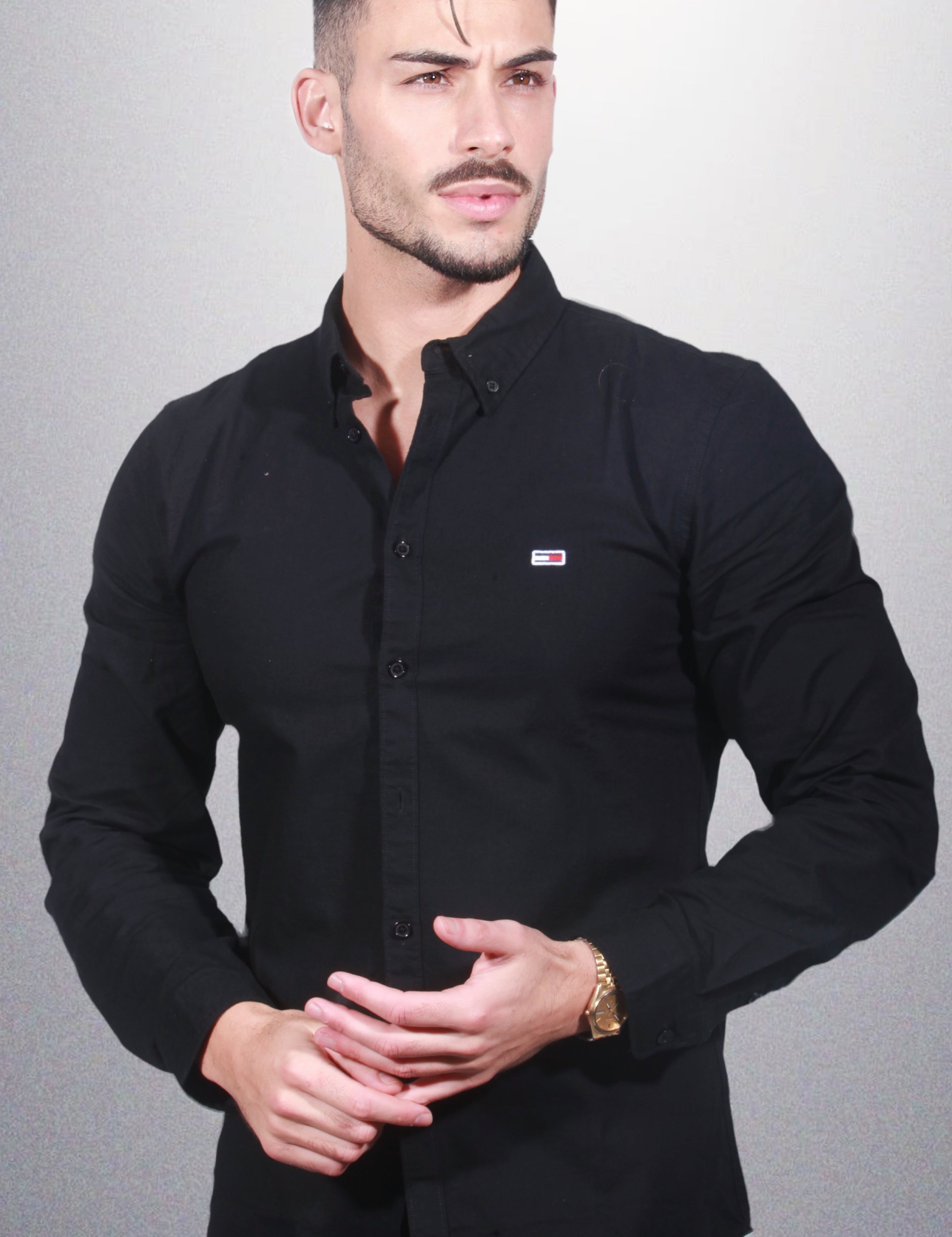 Tommy Jeans Camisa Tjm Stretch Oxford DM0DM09594 Preta Slim Fit em Preto | Dilectus