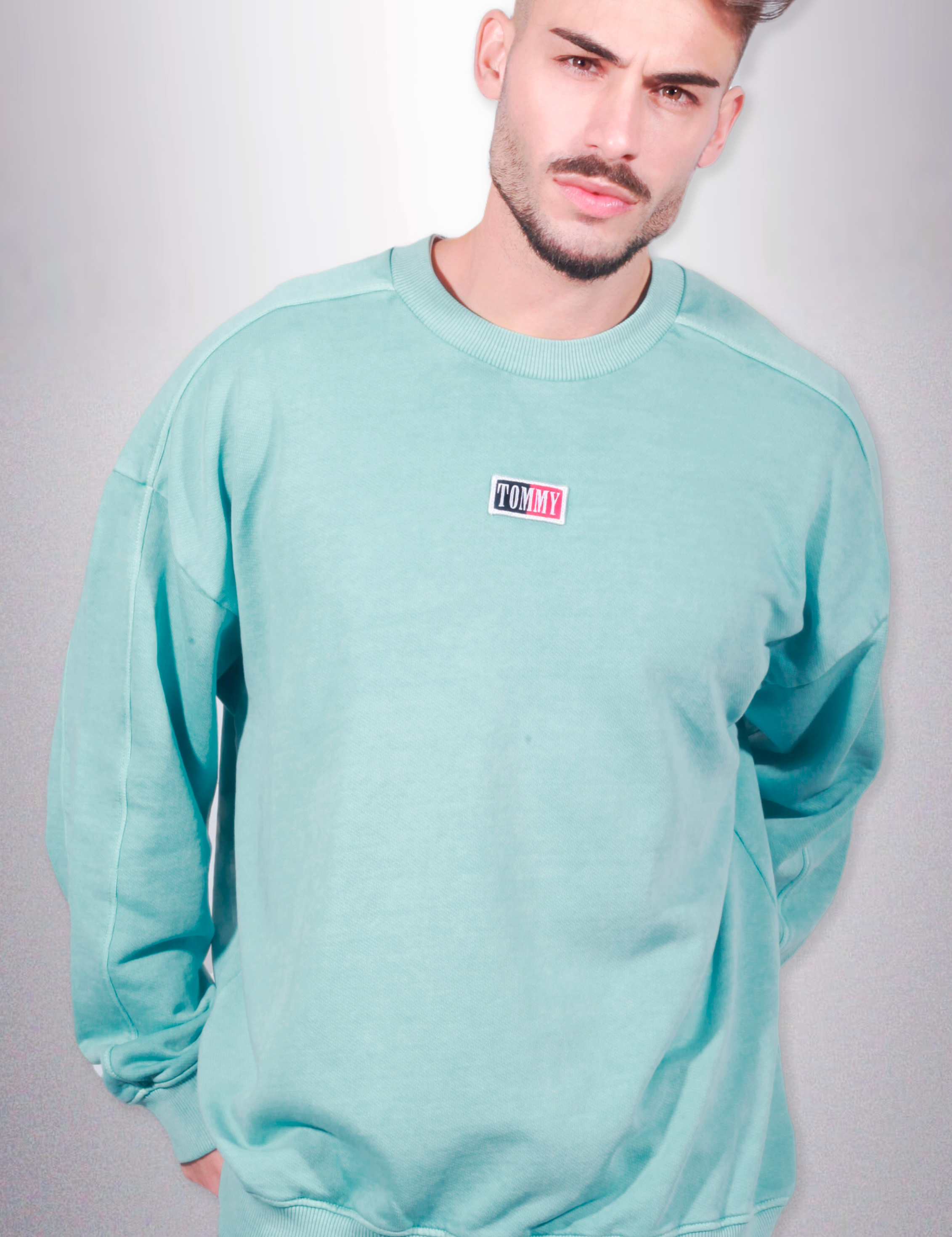 Tommy Jeans Sweater Blauw em Azul Claro | Dilectus